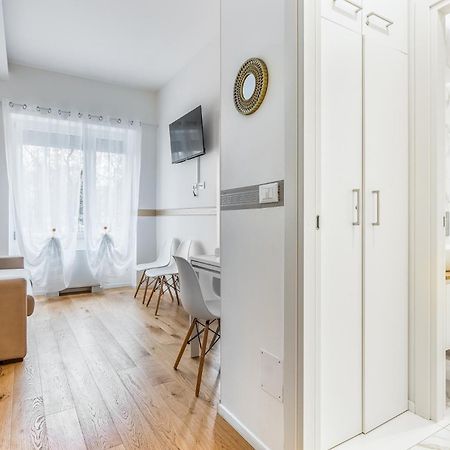 Milano Vetra-Parco Delle Basiliche 2 Pax- Wifi- Banfiアパートメント エクステリア 写真